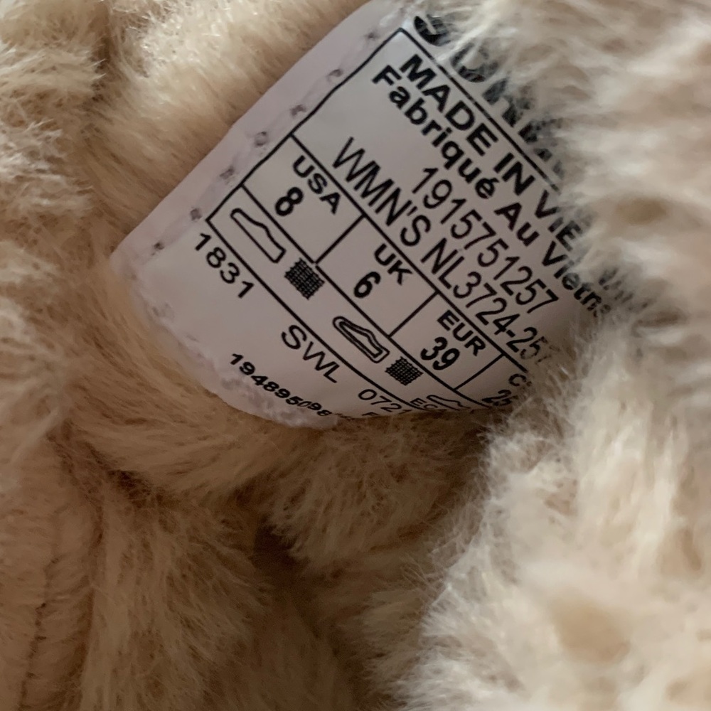 Sorel Women's Cozy Cream Slippers - Picture 6 of 12